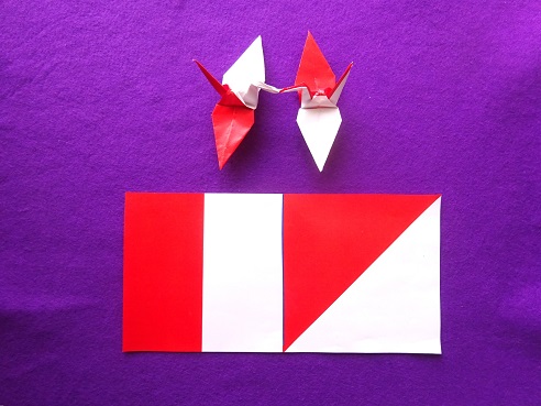 紅白の折り鶴「夫婦鶴の連鶴」